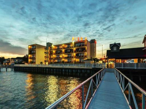 Pier 4 Hotel - Housity