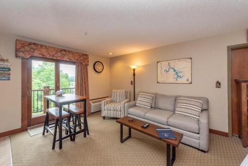 A213 Studio Lake View - Housity