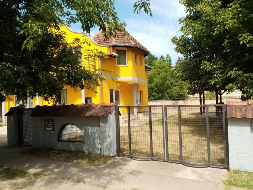 Lale's Room - Housity