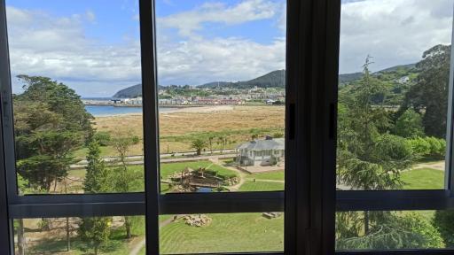Piso luminoso y acogedor en primera línea de playa Covas Viveiro - Housity