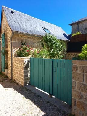 Les Inseparables - Housity