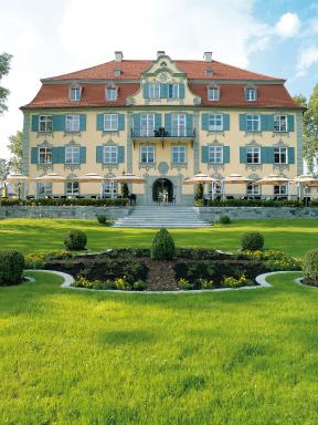 Schloss Neutrauchburg - Hizvo
