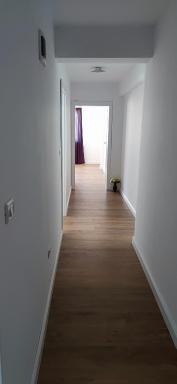 Apartament cu 3 camere - Housity