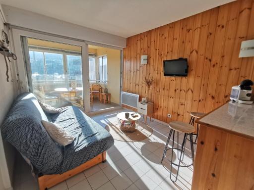 Appartement T2 en résidence, centre ville d'Embrun - Housity