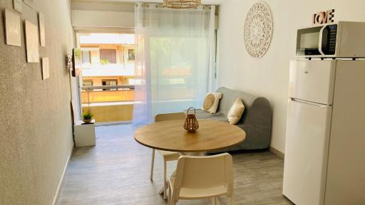 "CALYPSO 1" Super appartement à 100m de la mer - Housity
