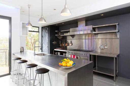 Luxurious, Tranquil and Private - Housity