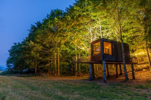 Cabane perchée La Résilience, sur le plateau du Vercors. - Housity