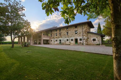 Casale San Pietro - Housity