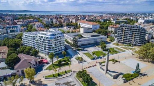 Felicity Super Central Apartment - Housity