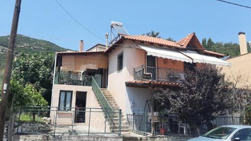 Mama's House Nea Peramos - Housity