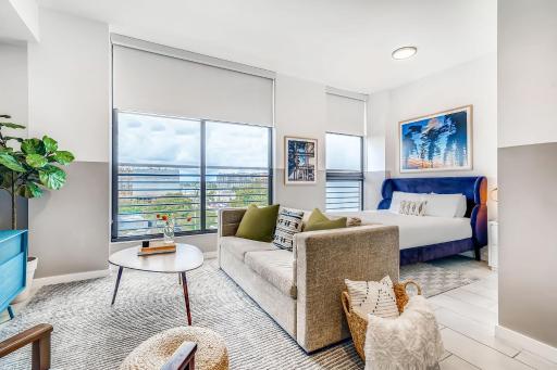 Sentral Studio Apt with Den in Wynwood - Housity
