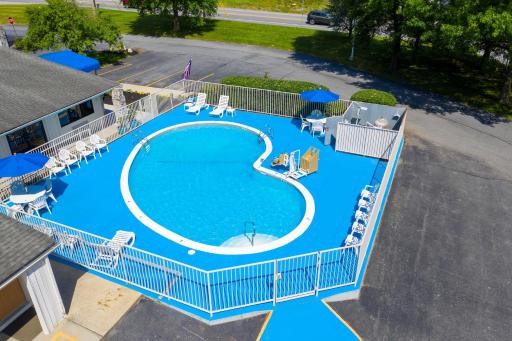 American Inn - Housity