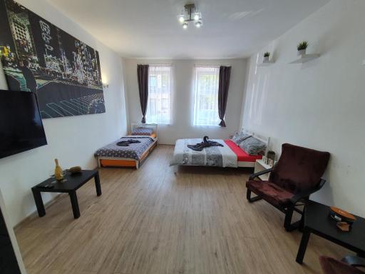 Skorkovského Business - Housity