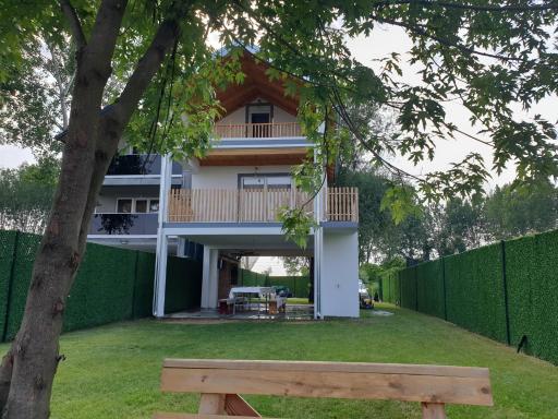River Cottage in Belgrade - Housity