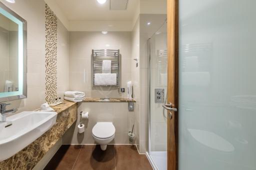 Wivenhoe House Hotel - Housity