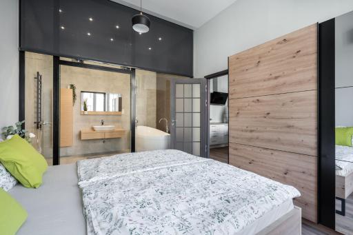 BUENOS Boutique - A/C, 2 bathrms, amazing view - Housity