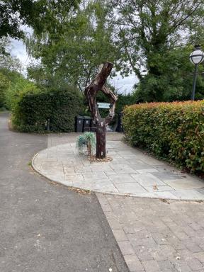 The Glen Guest House 1-bedroom guest house with free parking - Housity