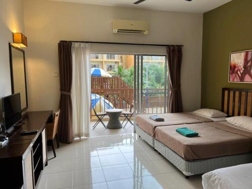 Relax At Gold Coast Morib - Housity