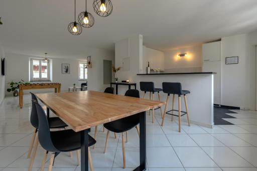 Apartment in the city center with free parking - Housity
