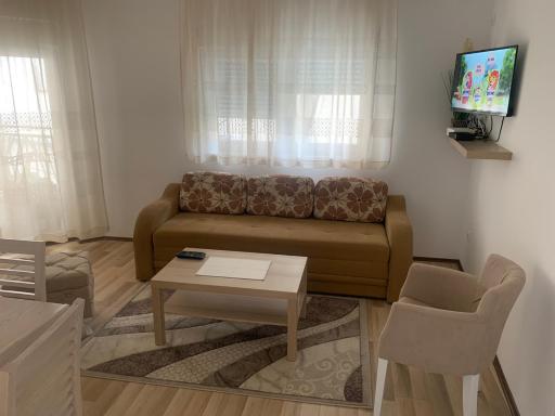 Stan na dan Valjevo centar - Housity