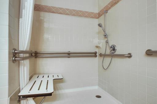 Holiday Inn Westbury-Long Island, an IHG Hotel - Housity