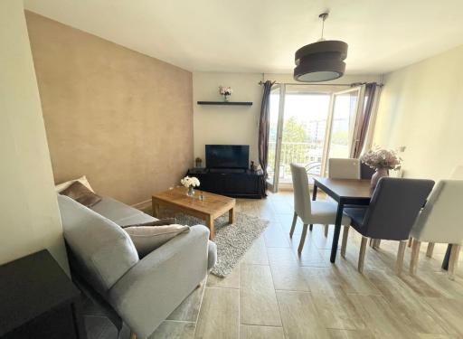 Non disponible - Luizet - Housity