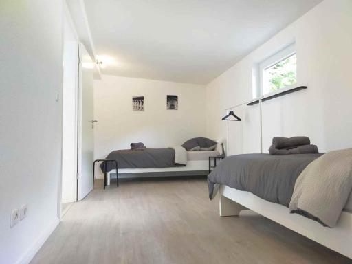Cozy & Modern 4 Room Flat near Hanau - Housity