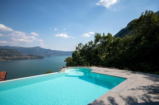 IseoLakeRental - Appartamento Celeste - Housity