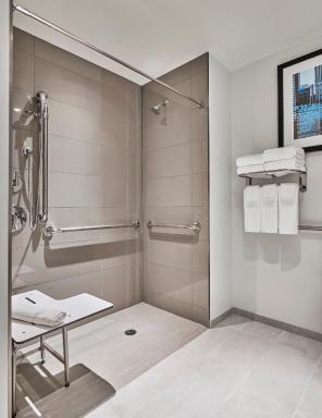 Hyatt House Chicago Medical/University District - Housity