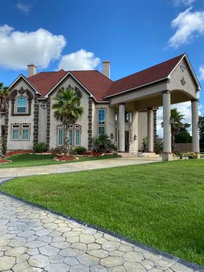 LUXURY MANSION RENTAL IN HOUSTON TEXAS 6 Bedrooms - Housity