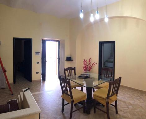 HOME VESUVIUS - Housity