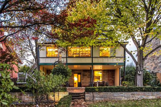 European Style House - Housity
