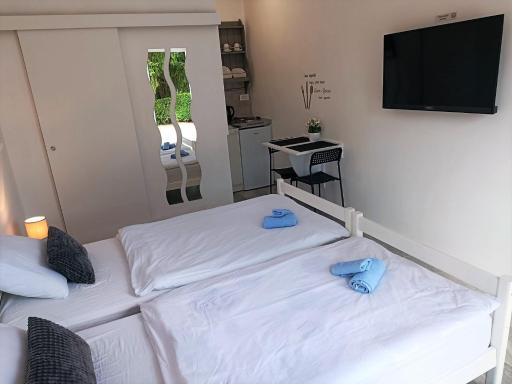 Studio Apartman Brletić - Housity