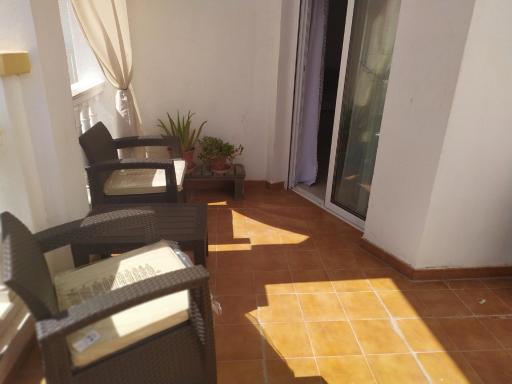 cerca plaza de Toros, 2 habitaciones - Housity