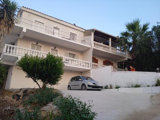 Agia Sana house - Housity