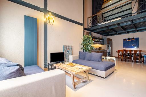 House w Modern Interior in Fatih - Housity