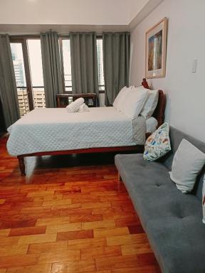 14d mosaic staycation - Housity