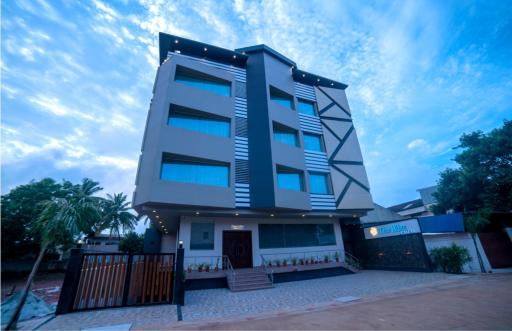 The Bliss Hotel - Housity