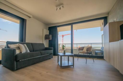 Angel by the Sea - Housity