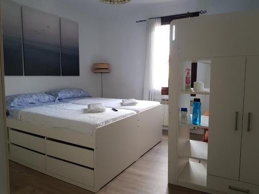 TUUL ETXEA, Habitación en caserío a 8km de Bilbao, Baño compartido - Housity