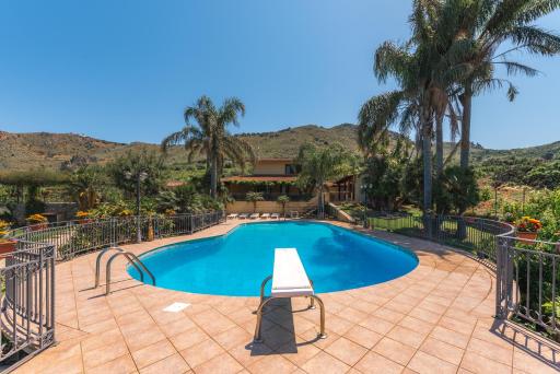 Villa Zagara Bagheria by Sicily in Villas - Housity
