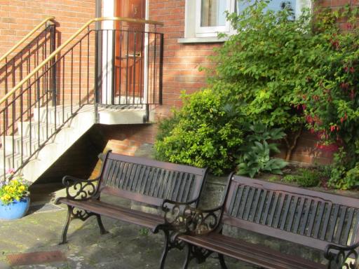 Arus Grattan - Housity