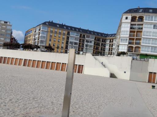En primera linea de la playa Rapadoira - Housity