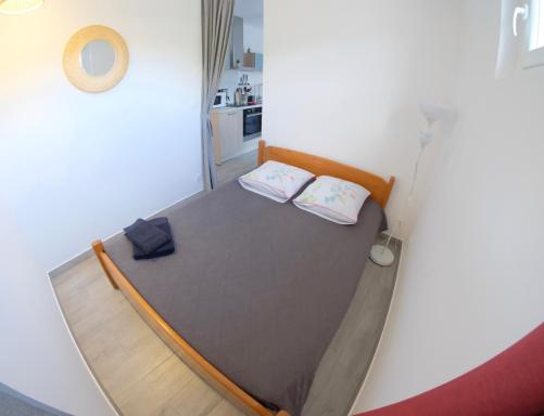 Lou Maset 2 - Housity