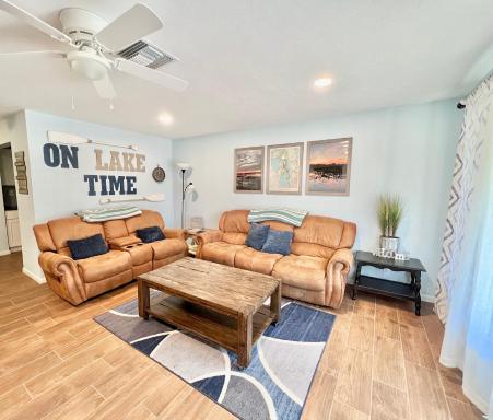 Lake Vibe Hangout “On Lake Time” Lake Placid Fl, Lake Huntley - Housity