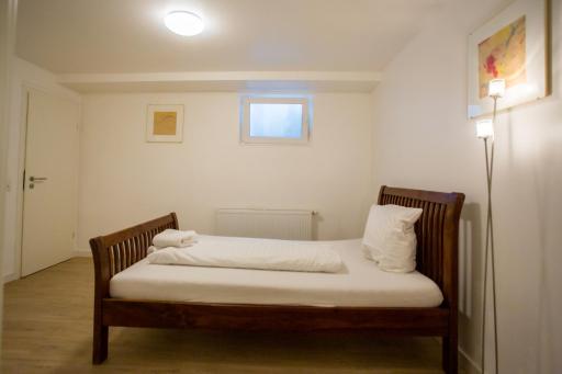 Business Apartment - Housity
