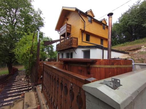 Rotwild House - Housity