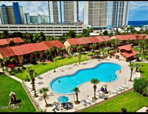 Gulf Highlands Resort Walk to Beach 5 minutes - Housity