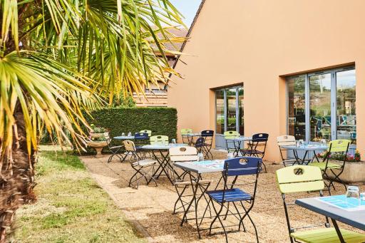 Kyriad Direct Lyon Sud - Chasse-Sur-Rhône - Housity