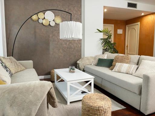 Encantador apartamento de 125 m2 en pleno centro -Prime Video - Hizvo